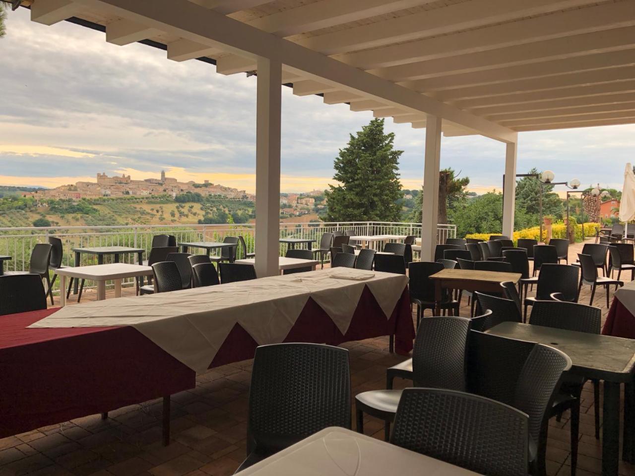Casablanca Hotel Civitanova Marche Kültér fotó